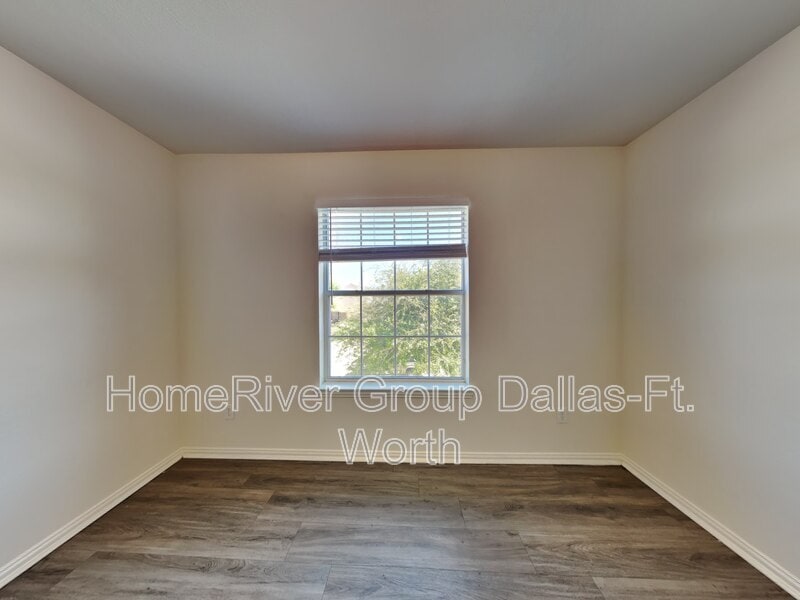Building Photo - 803 Dover Park Trail