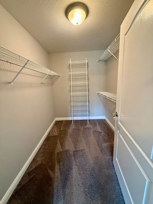 Building Photo - 272 Audley Ave