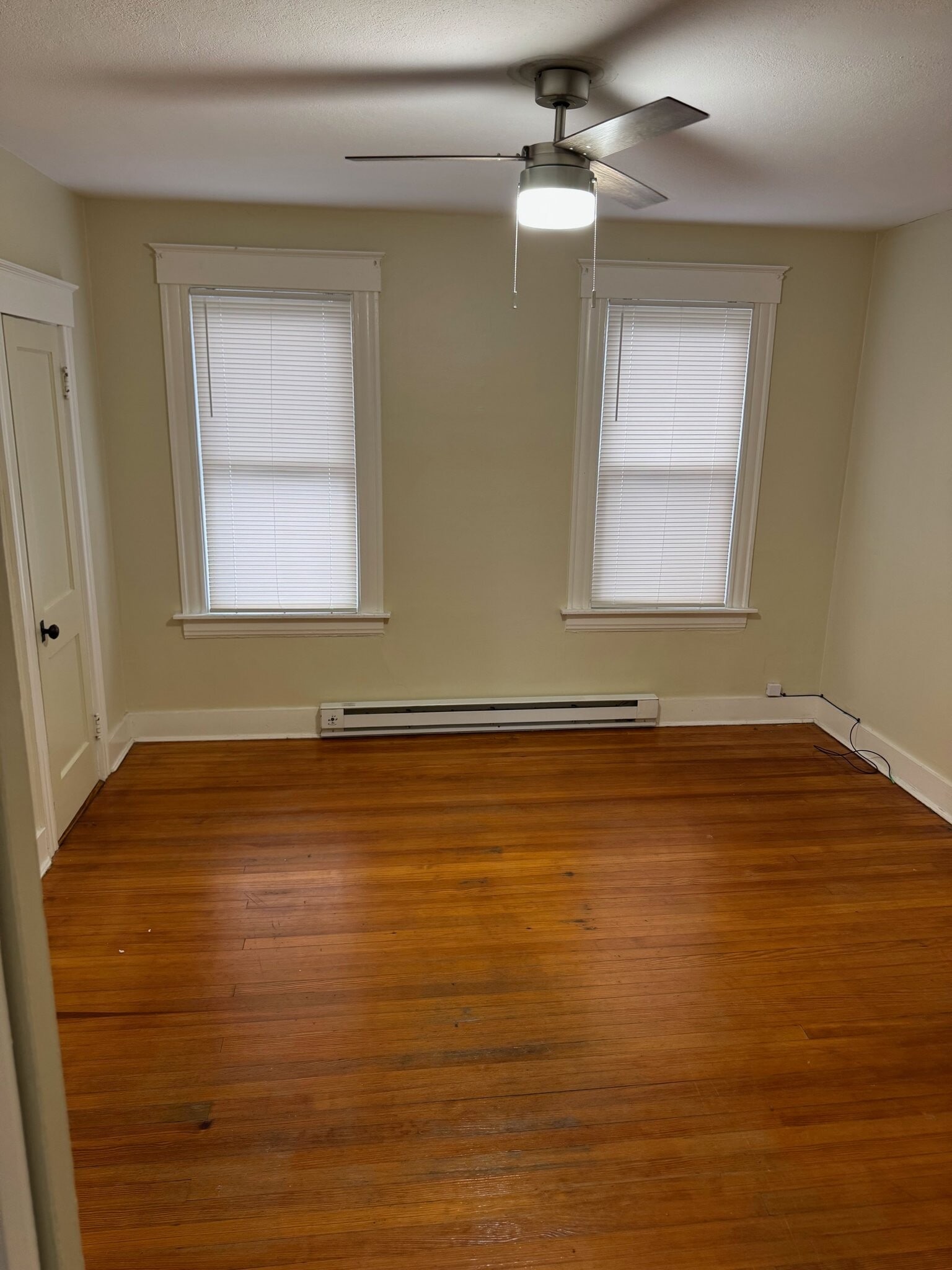 Building Photo - 18 Derby St