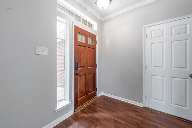 Building Photo - 3306 Autumn Forest Dr