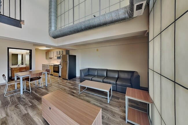 Building Photo - 119 Stanton Ave
