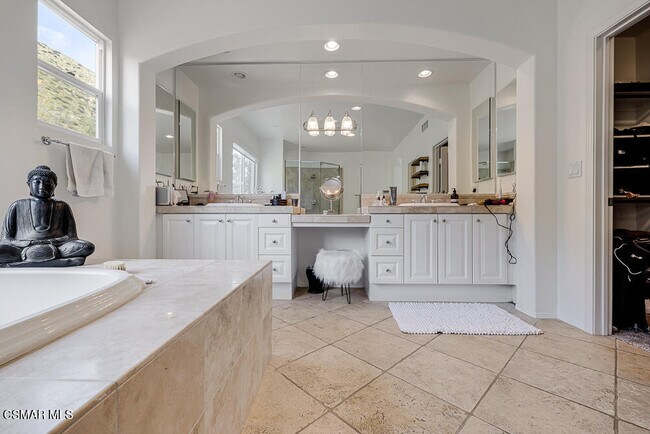 Building Photo - 6103 Deerhill Rd