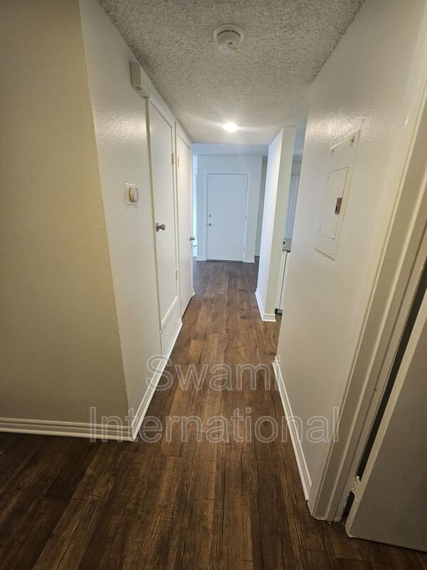 Building Photo - 926 Wilmington Blvd