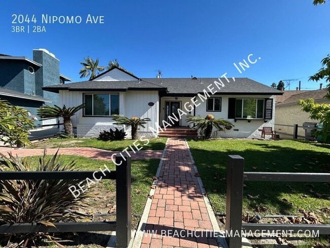 Primary Photo - 2044 Nipomo Ave