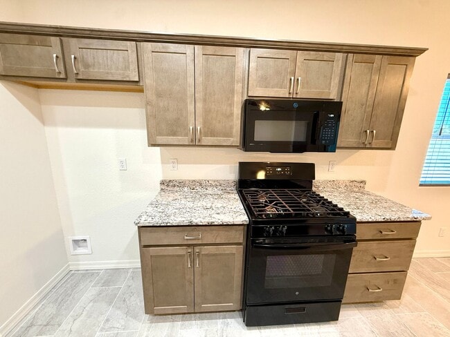 Building Photo - Brand-New 2025-Built 4 Bedroom Home for Re...