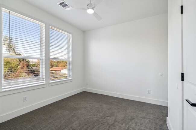 Building Photo - 3117 Evella St