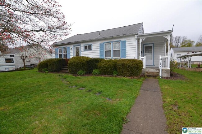 Building Photo - 353 West St