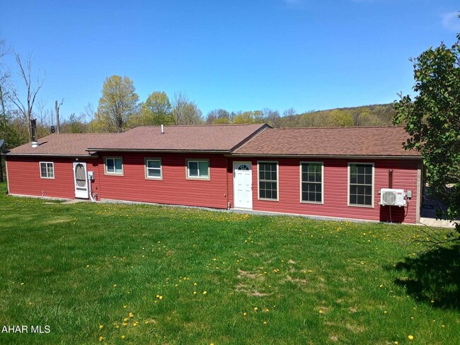 Building Photo - 377 Eger Rd