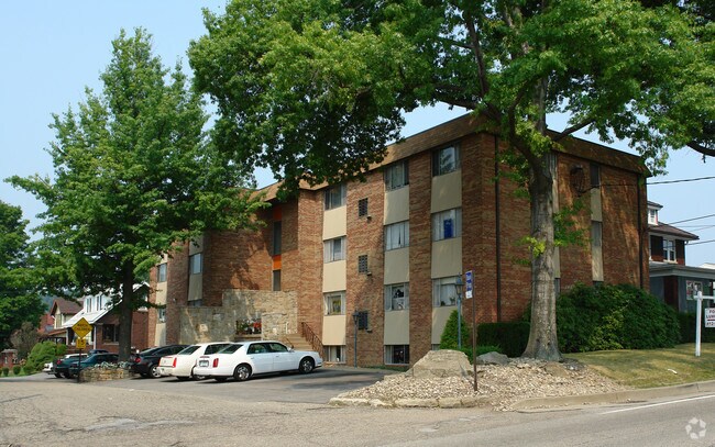 Building Photo - The Freemont