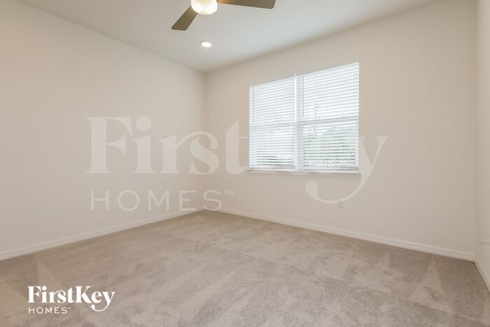 Building Photo - 142 Windsor Reserve Dr