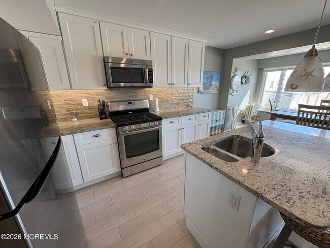 Building Photo - 35 Dune Terrace