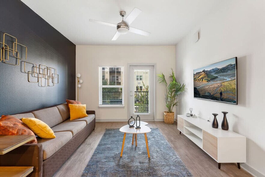 Building Photo - 14533 Star Water Rd