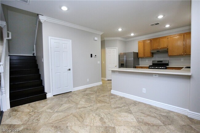 Building Photo - 244 Calvino Ave