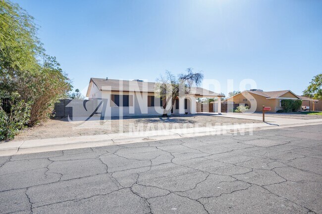 Building Photo - Great Home With NO HOA