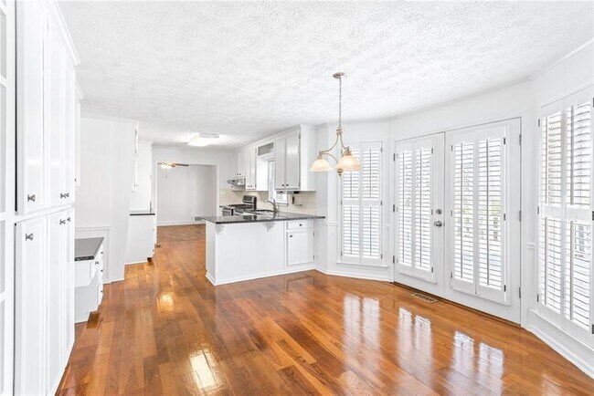 Building Photo - 5184 W Price Rd