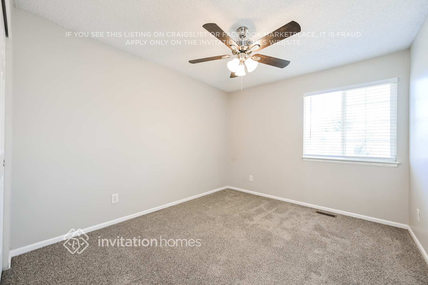 Building Photo - 5224 S Jericho St