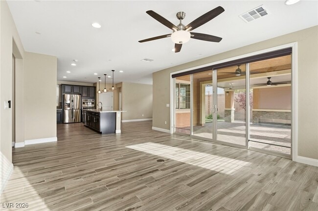 Building Photo - 2198 Trivero St