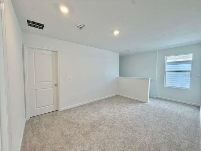 Building Photo - 3638 Hardman Dr