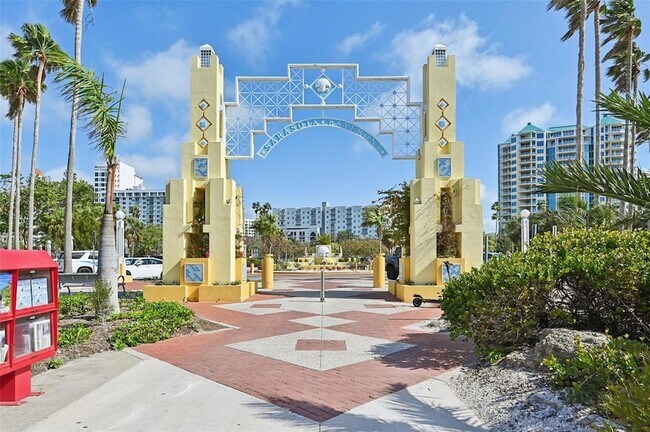 Building Photo - 1771 Ringling Blvd