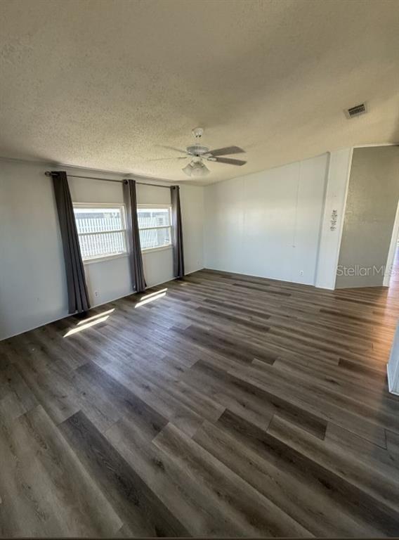 Building Photo - 1811 Sherwood Hill Dr