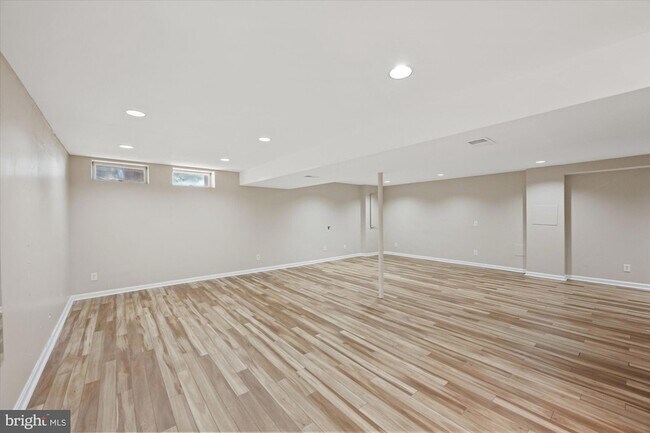 Building Photo - 11209 Maine Cove Dr