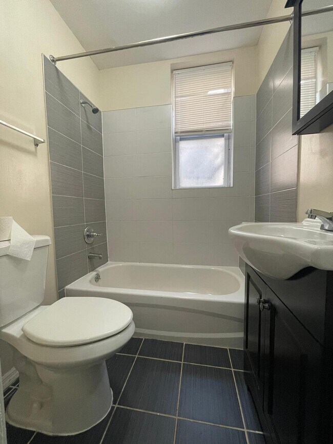 Unit 2A - 264 Palisade Ave