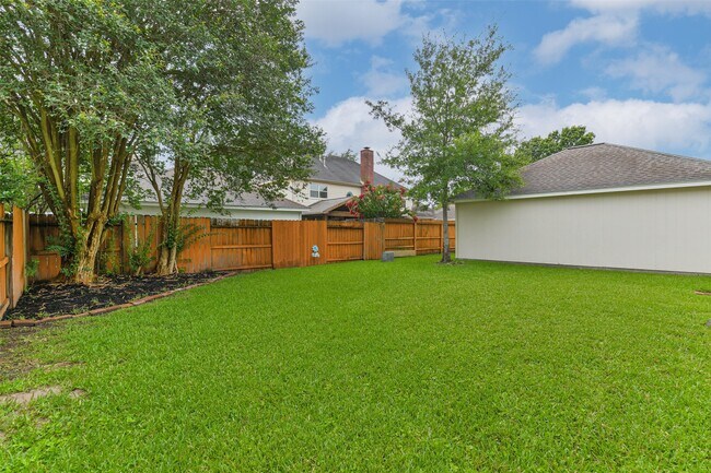 Building Photo - 13023 Dogwood Blossom Trail