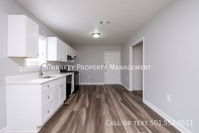 Building Photo - 1624 Brown St