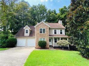 Building Photo - 4090 Riversong Dr NW