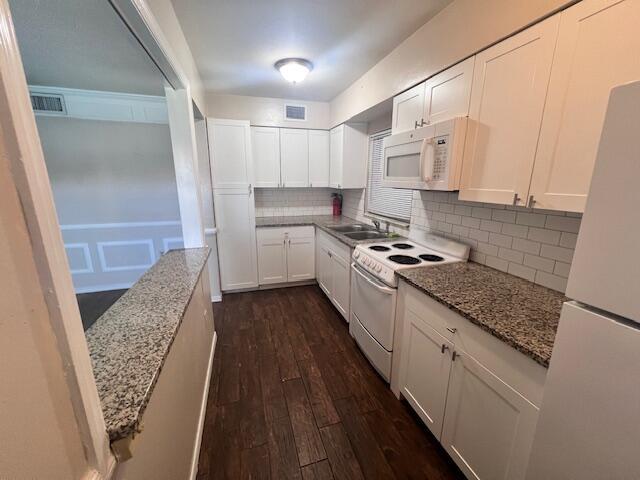 Building Photo - 5600 N Banana River Blvd