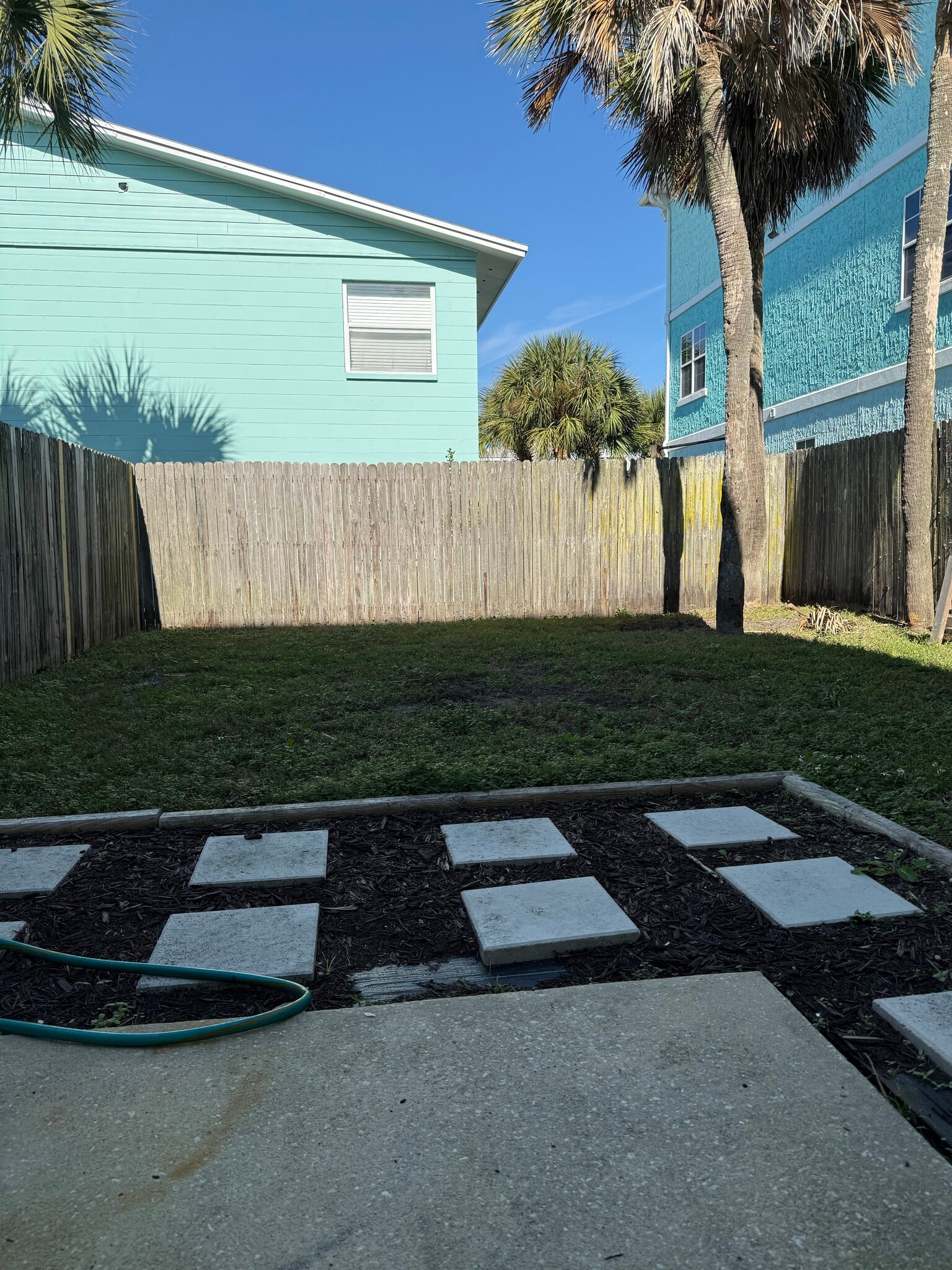 Building Photo - 183 11th Ave N