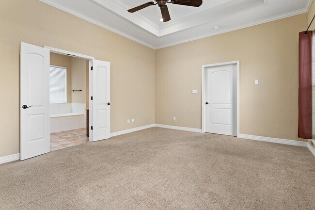 Building Photo - 3525 Windrose Dr