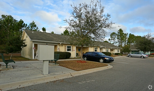 Primary Photo - Wakulla Trace Apartments