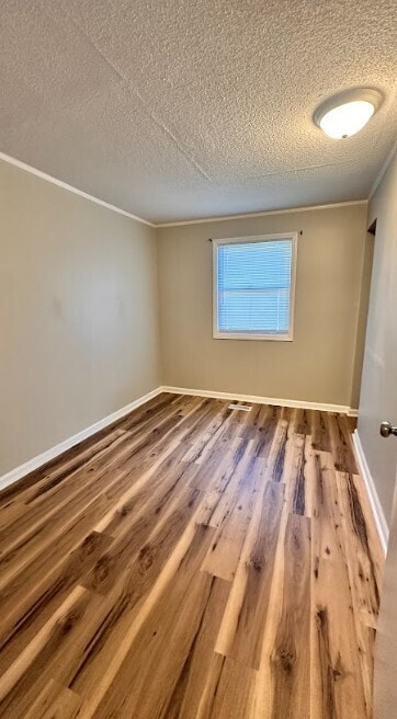 Building Photo - Modern Comfort Meets Nature — 2-Bed, 1-Bat...