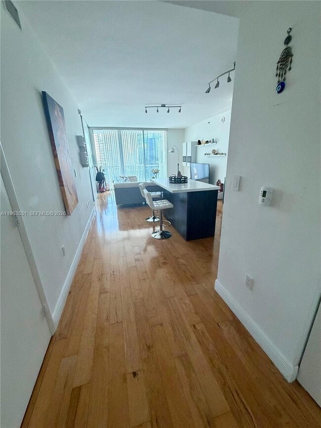 Building Photo - 90 SW 3rd St