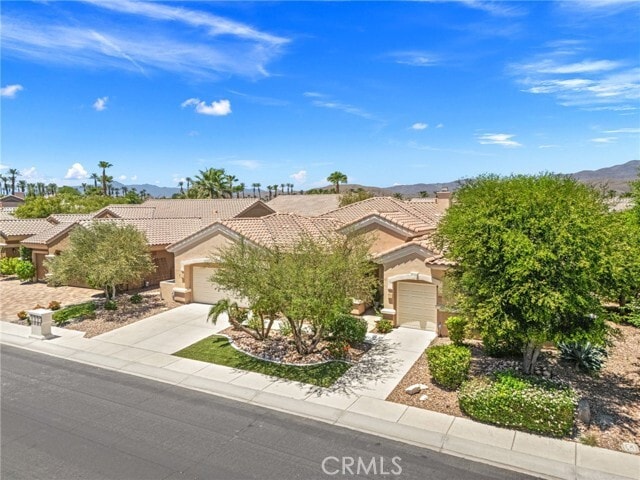 Building Photo - 78652 Alliance Way