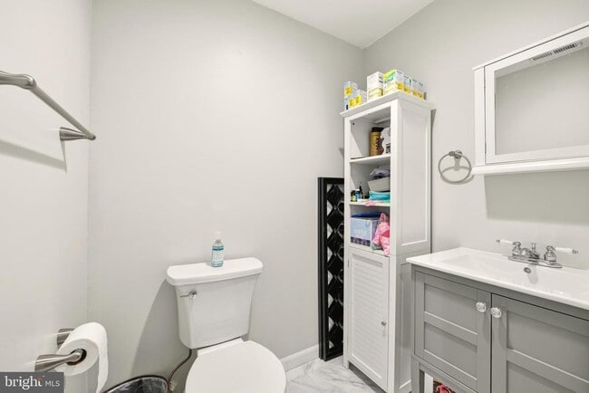 Building Photo - 2964 Kings Station Ct