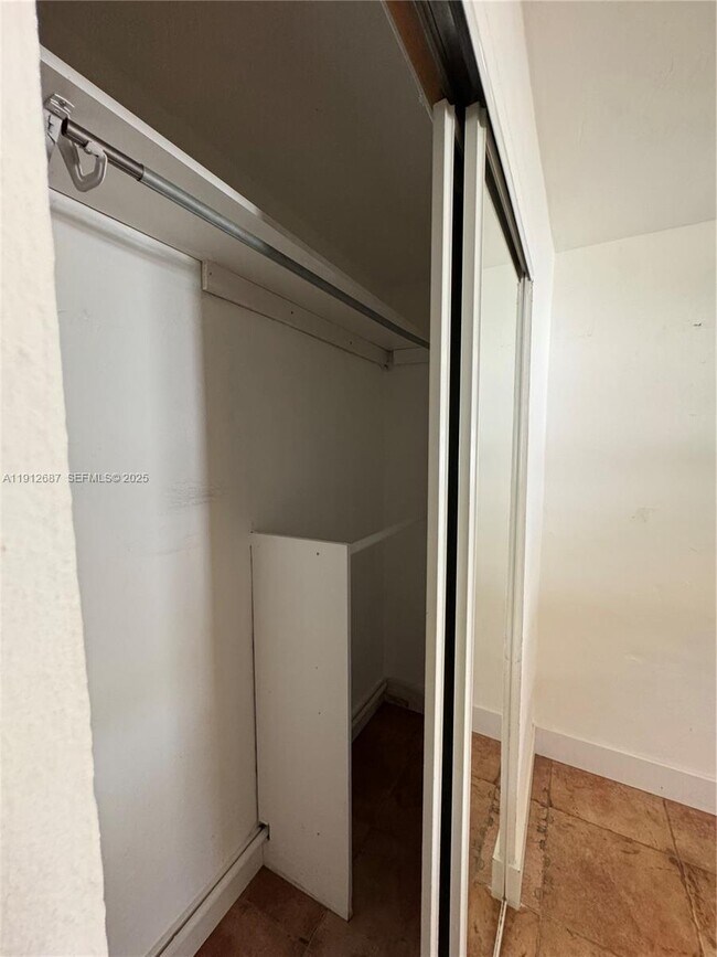 Building Photo - 3110 N 58th Ave