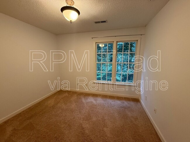 Building Photo - 4210 Shoal Creek Dr