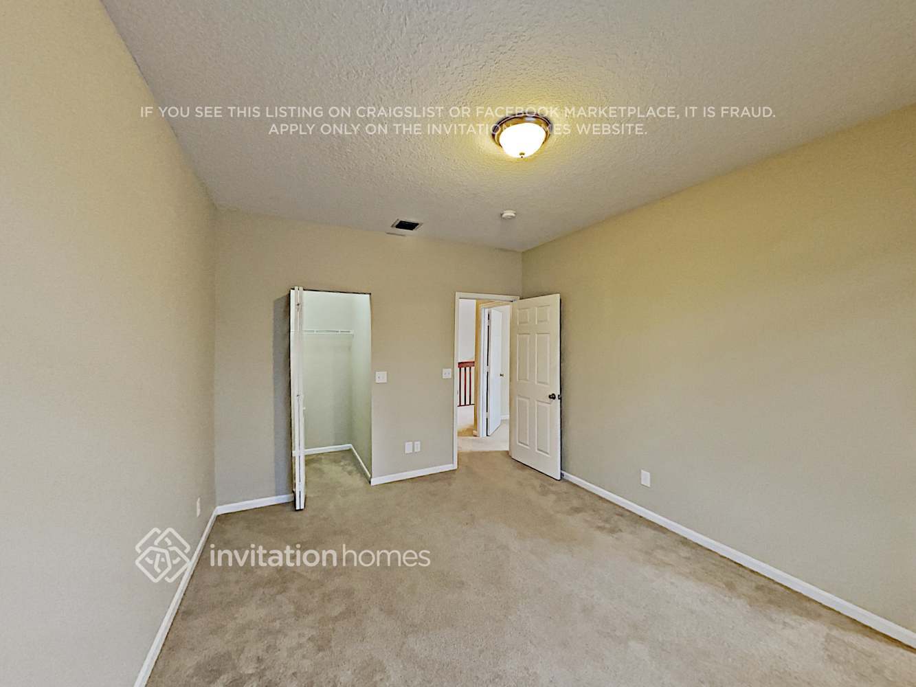 Building Photo - 10777 Pelican Dr