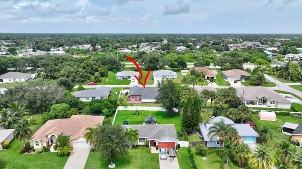 Building Photo - 1530 SW Escobar Ln