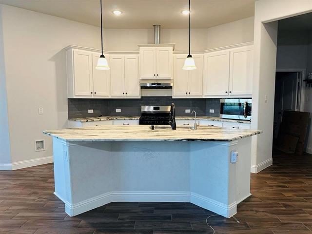 Building Photo - 4006 Cottontail Dr