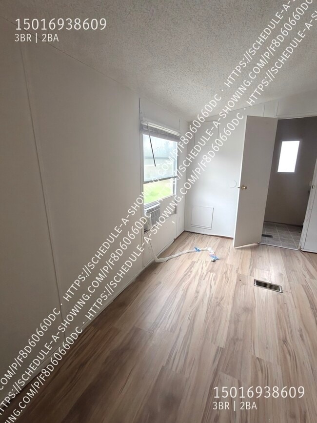 Building Photo - 5158 Beaudry Cir