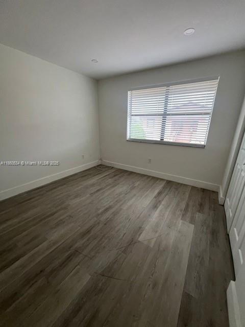 Building Photo - 2505 W 67th Pl