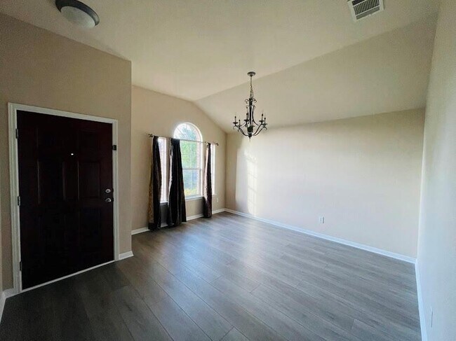 Building Photo - 15425 Fisher Island Dr