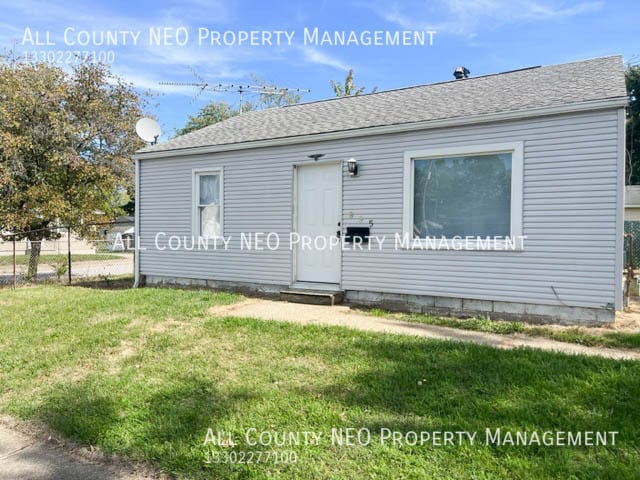 Primary Photo - 835 Staeger St