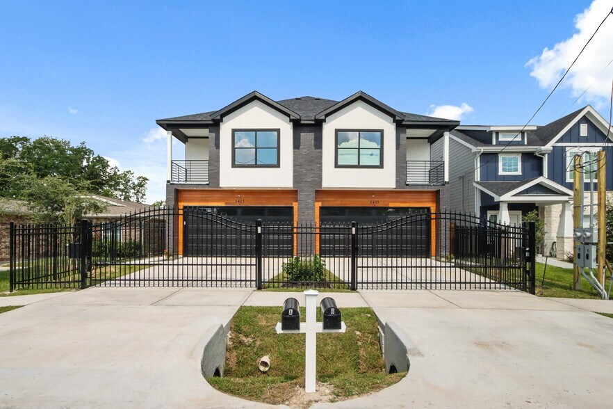 Building Photo - 5415 Bacher St