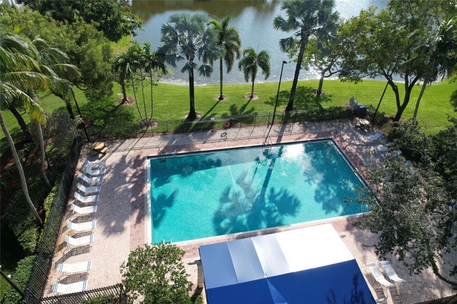 Building Photo - 5503 Pageant Pl