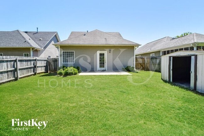 Building Photo - 388 Walker Way