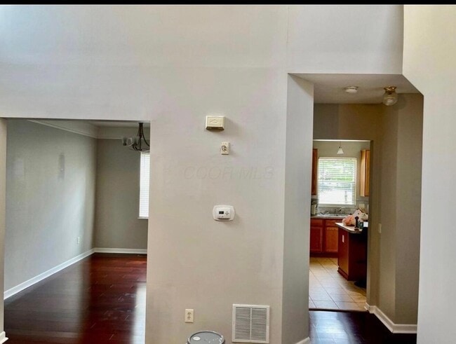 Building Photo - 7133 Winterbek Ave